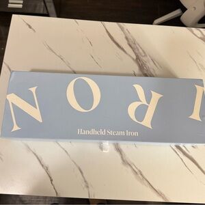 Nori Handheld Steam Iron
